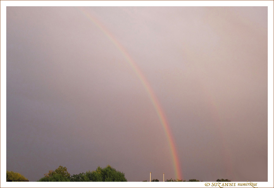 Arc-en-ciel � Bruxelles - 20 ao�t 2014 -- 20/08/15