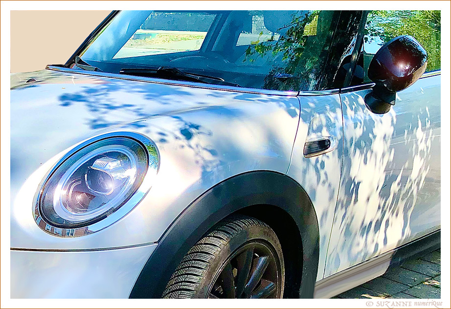 Auto reflets -002-