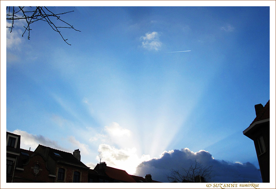 Le Ciel � Bruxelles le 25 d�cembre 2014 -- 26/12/14