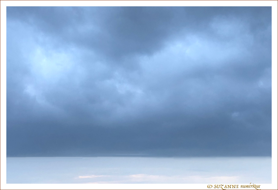 Quand le Ciel trace une Ligne Horizontale -- 02/10/21