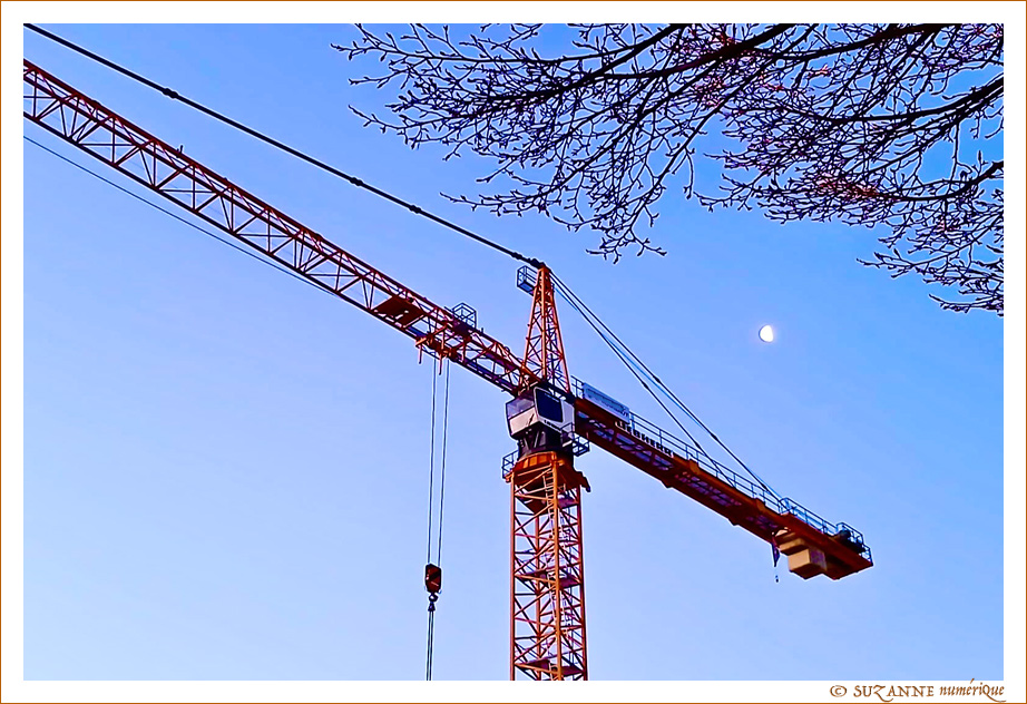 La lune est curieuse -1- d�cembre 2025 -- 19/03/26