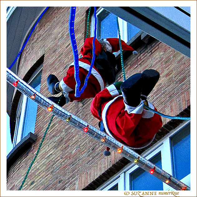 P�re No�l fait des Cabrioles -- 23/12/09