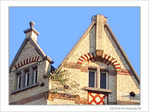 A la crois�e des toits
