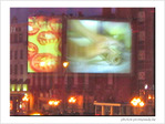 Dedans? Dehors? -- 06/10/05